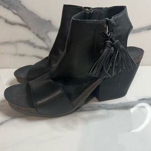 OTBT | Women's Black Leather Fringe Pep Toe Flower Child Bootie Sz 8